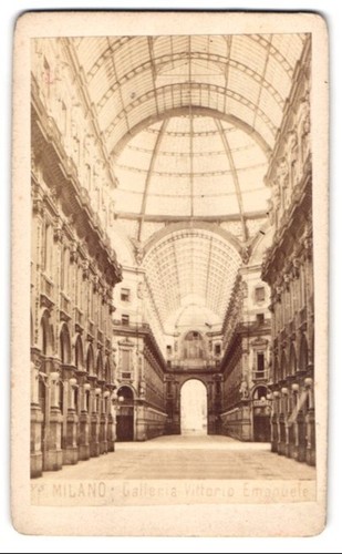Photograph aelice crespi - photograph,